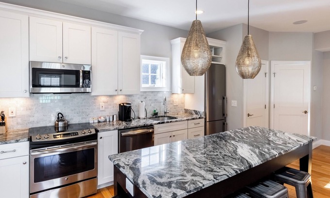 Fifth Ward House | Unmatched Comfort at The Newport Lofts with Ocean Views