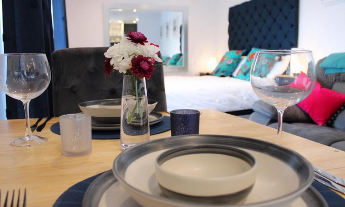Chudleigh Apartment | Cozy Stay at The Nook @ Applemede - Rated 9.6/10