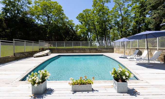 Peconic House | Experience The North Fork Loft with Oceanfront Views and Spa