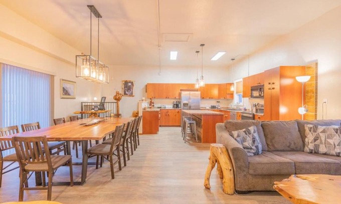 North Pole Apartment | Discover Family-Friendly Comfort at The Northern Driftwood Inn