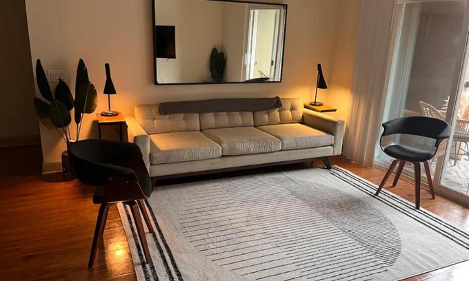 Riverside Terrace Apartment | Family-Friendly Retreat at NRG Stadium - Zen Den Escape