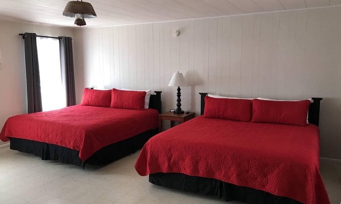 Barksdale Cabin | Discover The Nueces River Retreat - Room #5, Rated 9.8/10