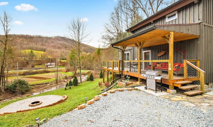 Frank Cabin | 'The Nuthouse on Squirrel Creek': Ski & Hike!