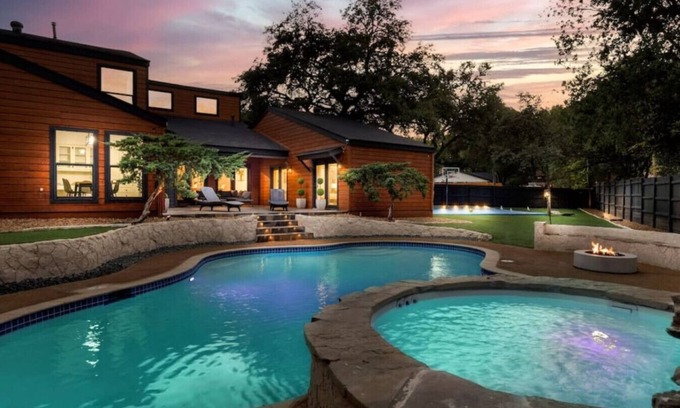 Woodlands of Camino Real Villa | The Oak Villa | Cinema | Pool & Spa | Basketball & Golf