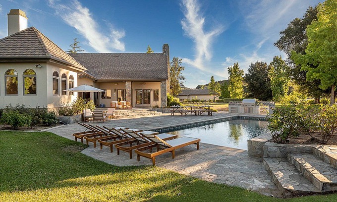 Murrieta House | Discover The Oaktree Estate: Private Resort with Pool & Vineyard