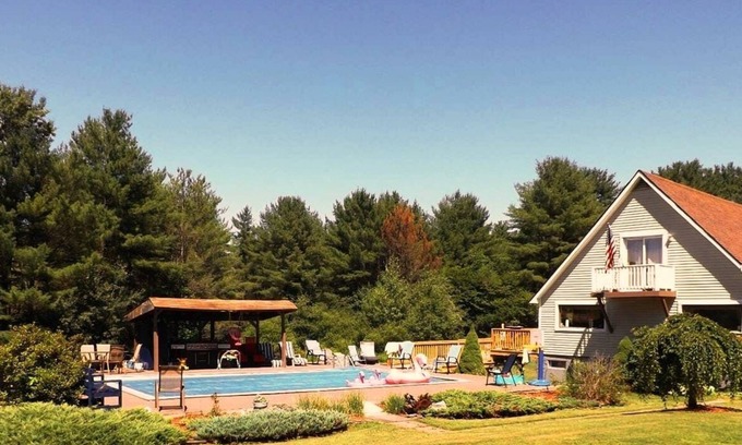 West Oneonta House | The Oasis: Ideal Stay for Baseball Families Near CASV