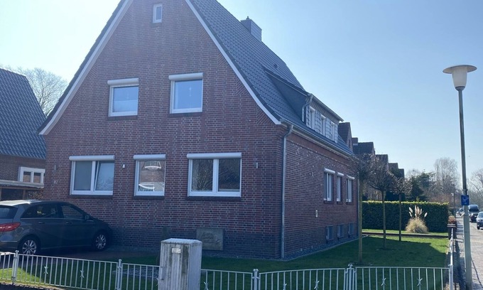 Heppens Apartment | Discover an Oasis in the Green City by the Sea, Rated 9.8