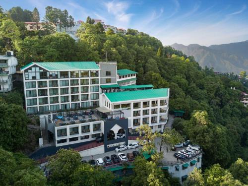 The Mall Road Hotel | Discover The Oasis Mussoorie: Poolside Retreat & Dining