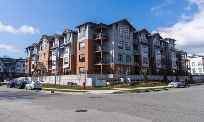 Langley Condo | The Oasis Suite