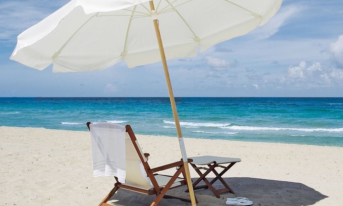 Matara Villa | Ocean View Villa with Pool & Breakfast at the Beach