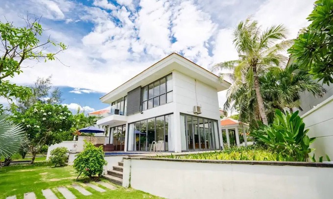 Ngu Hanh Son Villa | The Ocean Villa Beach Resort Đà Nẵng