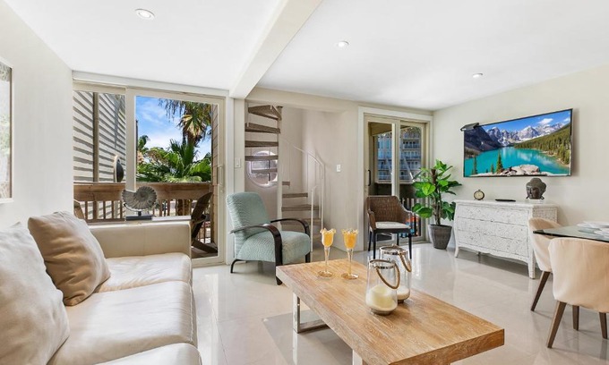 South Padre Island House | Beachfront Resort with Pool View - Rated 9/10 by Guests