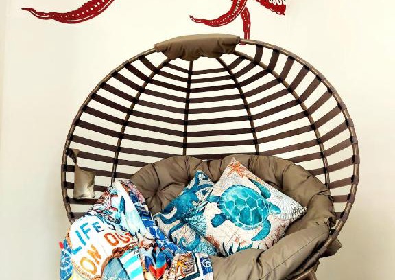 Largs Apartment | Explore The Octopus: Family-Friendly Stay in Largs Centre