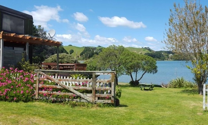 Waiotahi House | Discover The Gem in Ohiwa: Ocean View & Pet Friendly
