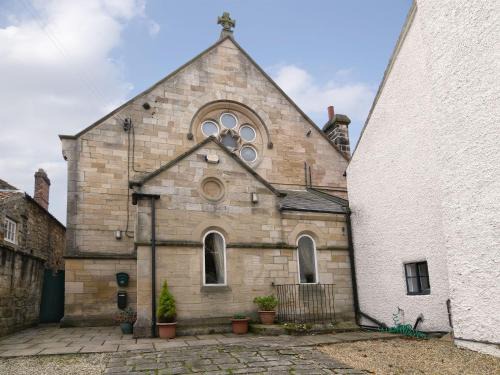 Staindrop House | Discover The Old Chapel Retreat: 4-Star Family-Friendly Getaway
