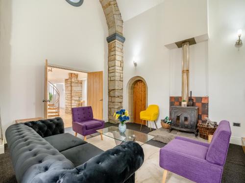 Crawshaw Booth House | Discover The Old Church: Family-Friendly Retreat with Hot Tub