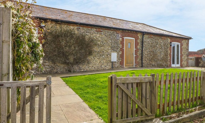 Patching Cottage | Discover The Old Dairy: Pet-Friendly Holiday Cottage Escape