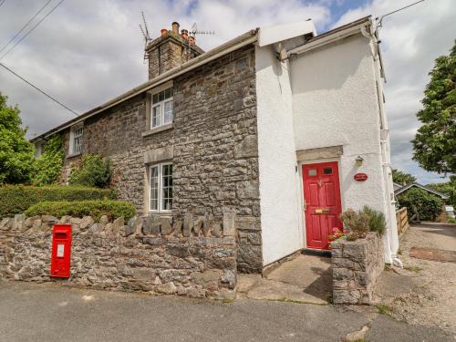 Colwyn Bay House | Experience The Old Post Office: Pet & Child Friendly Stay