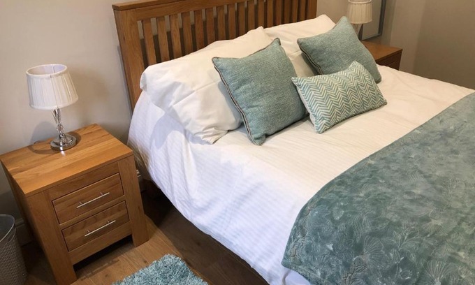 Thame Apartment | Discover The Old Printworks: Family-Friendly Apartment in Thame