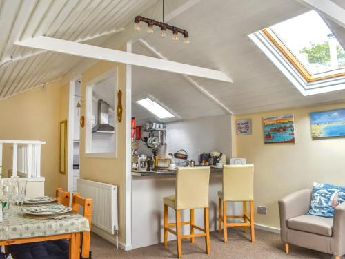 Torquay House | Globally Acclaimed at The Old Sail Loft - Family-Friendly Retreat