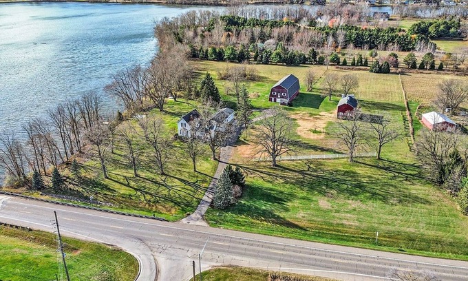 Allegan House | Lake Allegan Waterfront: Old Snow Farm with Fire Pit & Patio
