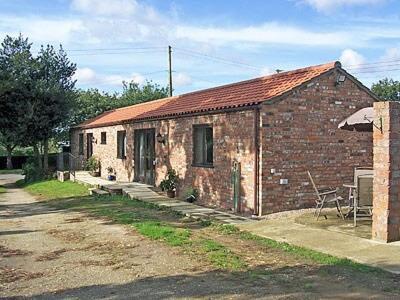 Horncastle House | Delightful Stay at The Old Stables - 4-Star & Family-Friendly