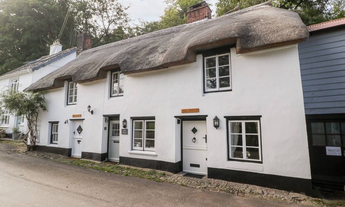 Porlock House | Discover The Old Thatch: Pet-Friendly Cottage in Porlock