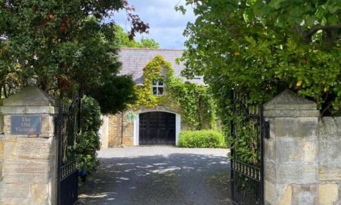 Berwick-upon-Tweed House | Guest Rated 10/10: The Old Vicarage - Pet Friendly Escape