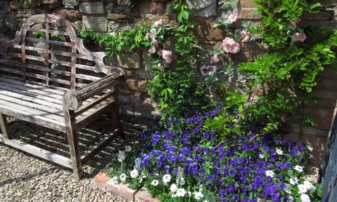 Bridgwater Hotel | Exceptional Stays at The Old Vicarage with Family-Friendly Amenities