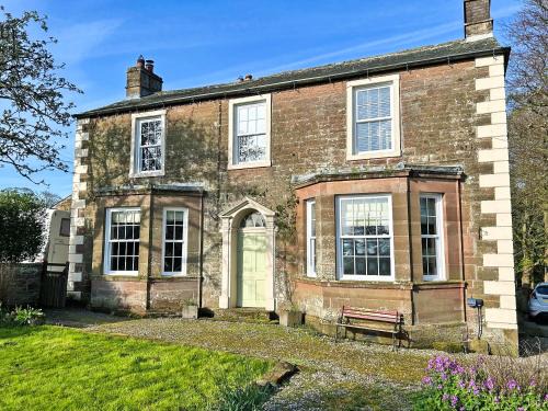 Westward House | Relax at The Old Vicarage: Pet & Child Friendly Haven