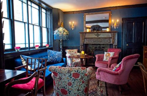 Bridgwater Hotel | Enchanting The Old Vicarage Hotel & Restaurant Awaits You