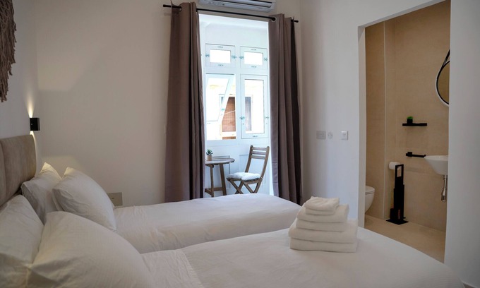 Birgu House | Experience The Olive: Top-Rated Maltese Retreat with Kitchen