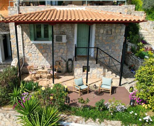 Melissopetra Apartment | Oceanfront Elegance at The Olive Tree - 4-Star Retreat