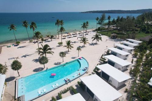 Koh Rong Hotel | Discover The One Resort: Pet-Friendly Oasis with Ocean Views