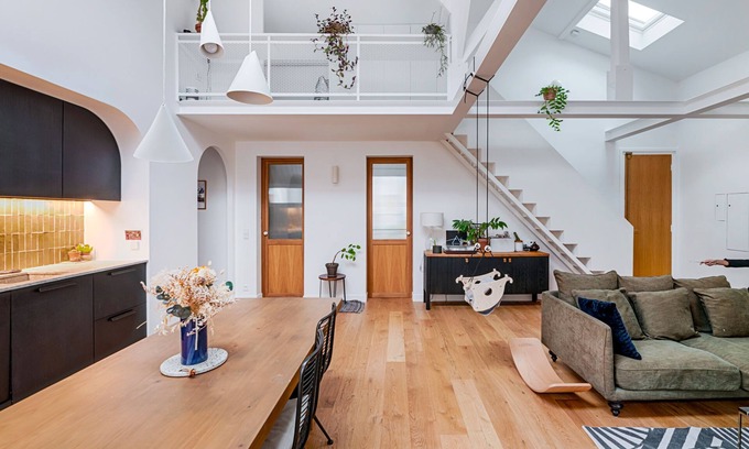 Pere Lachaise Apartment | Discover The Onyx Edit: Family-Friendly with Spa Amenities
