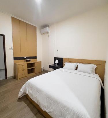 Bendungan Hilir Hotel | The Orange House