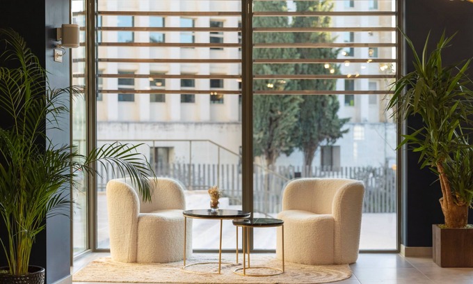Sud Hotel | Eco-Friendly Retreat at The Originals Résidence Aix Schuman