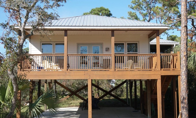 Indian Pass House | Pet-Friendly Retreat at The Osceola House, Rated 9.8/10