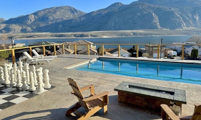 Okanagan-Similkameen Villa | The Osoyoos Lakeside Villa