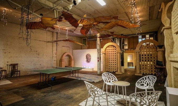 NoDo District House | Eclectic Artist's Loft - Guest Rated 10/10 with Kitchen & Breakfast