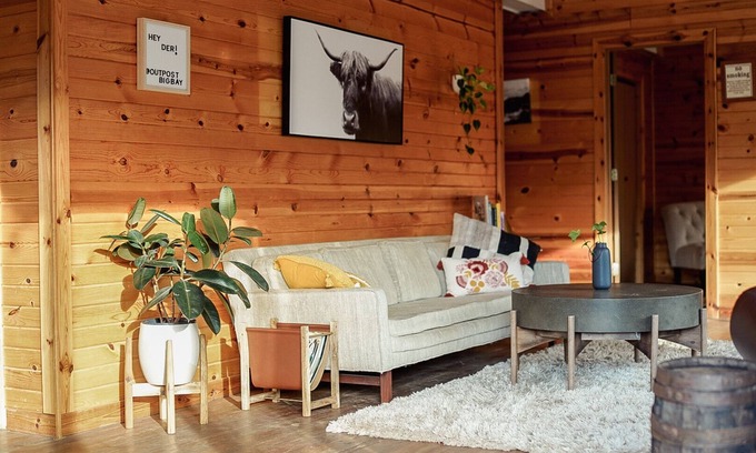 Big Bay Apartment | Experience The Outpost in Big Bay with Oceanfront Views