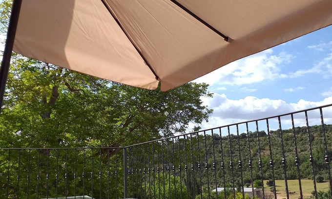 Hueva Cottage | Pet-Friendly Oasis at The Oven of Leopoldo Conjunto Rural