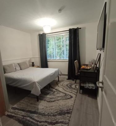 Uttoxeter Bed & Breakfast | The Paddock Side