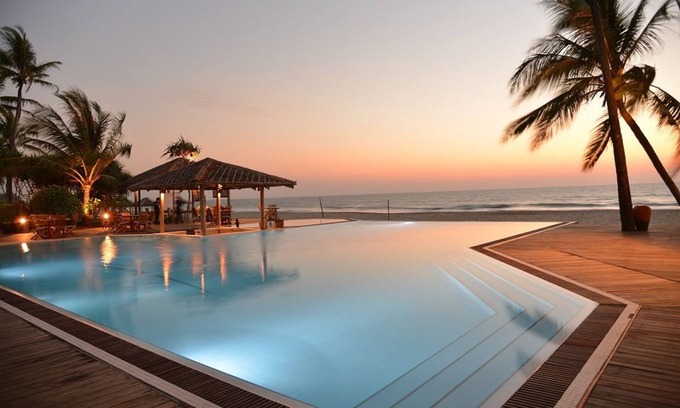 Ngwe Saung Hotel | Discover The Palm Beach Resort: Ocean Views & Spa Bliss