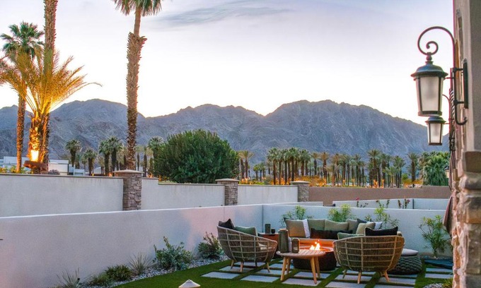 La Quinta House | Discover The Palm House at PGA West with Pool & Hot Tub