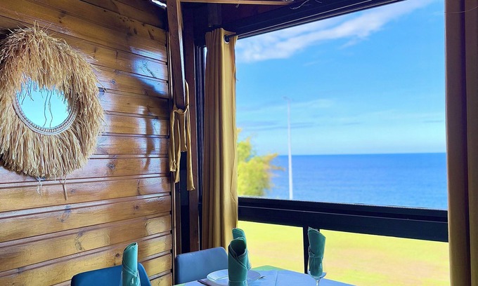 Sainte-Rose Hotel | The Palm Trees Restaurant and Rooms
