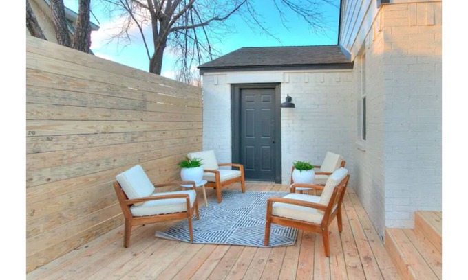 Norman House | Discover The Palms: A Tranquil Retreat in Norman