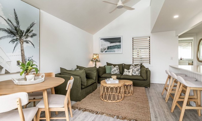 Angourie Apartment | Relaxing Retreat at The Palms - Angourie with Ocean Views