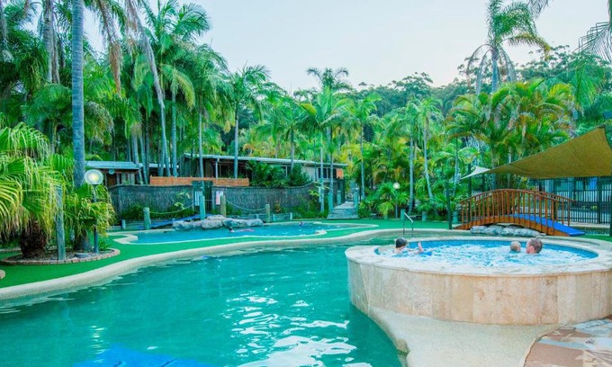 Avoca Beach Resort | Relaxing Retreat at The Palms At Avoca - 4-Star Escape