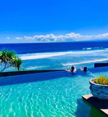 Ceningan Island Resort | Experience The Palms Ceningan Hotel: Oceanfront Bliss Awaits